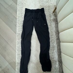 Women’s  Black Jogger Pant